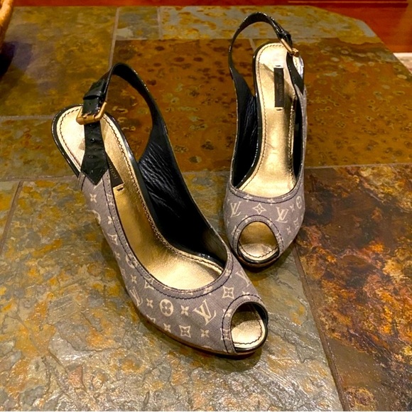 LOUIS VUITTON Monogram Idylle Slingback Open Toe Pumps, w/COA. EUC - Picture 1 of 16